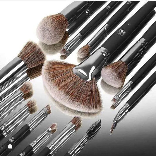 13-Piece Professional Makeup Brush Set | Black & Silver Beauty Brushes